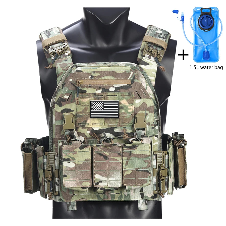 Outdoor camouflage vest with modular pockets and 1.5-liter water bag, suitable for hiking and exploration