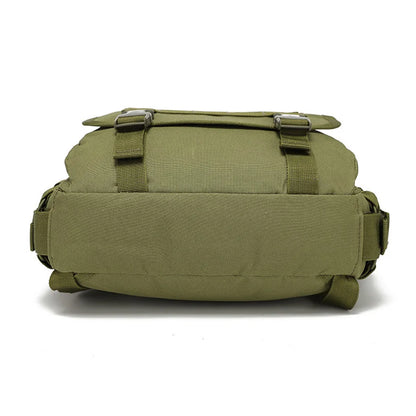 Tablet computer backpack, outdoor adventure tactical camouflage backpack, outdoor small waterproof backpack