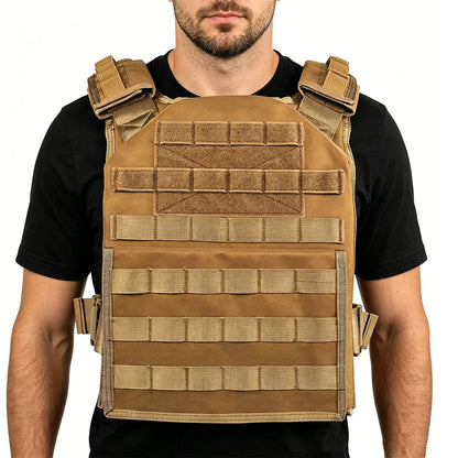 Widening and cushioning shoulder straps, quick release buckle at waist, MOLL system fabric, wear-resistant hunting vest