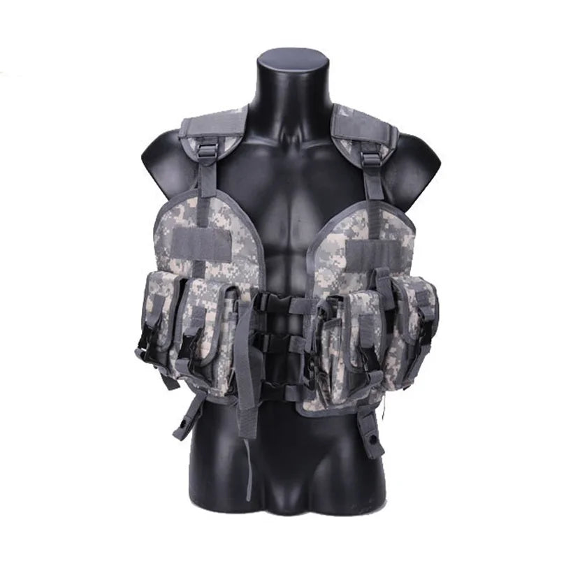 Tactical Vest Outdoor Men Airsoft Paintball Body Armor with Water Bag Camouflage Combat Vest