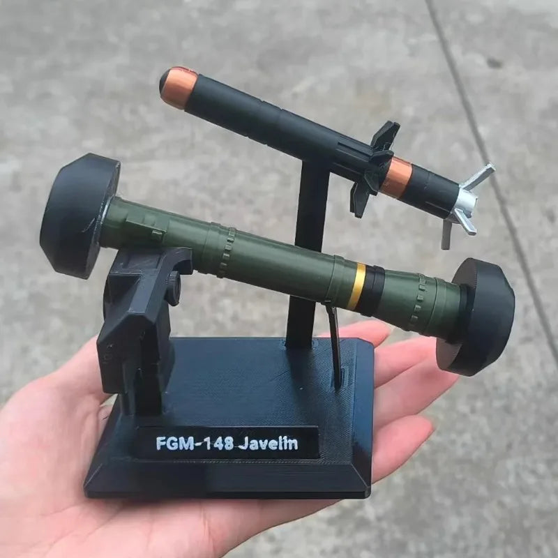 3D Printed FGM-148 Soldier Figure Accessories Javelin Anti-Tank Model Static Display Piece for Military Enthusiasts' Collections