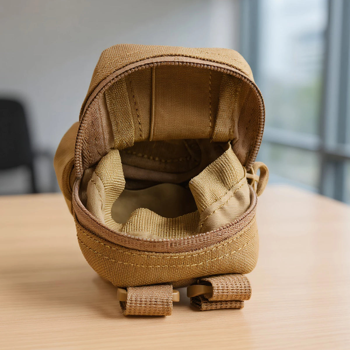 Tactical Disposable Glove Pouch Nylon Belt Sports Training Gloves Bag EMT Molle Accessory Pouch Outdoor Hunting Bag Accessories
