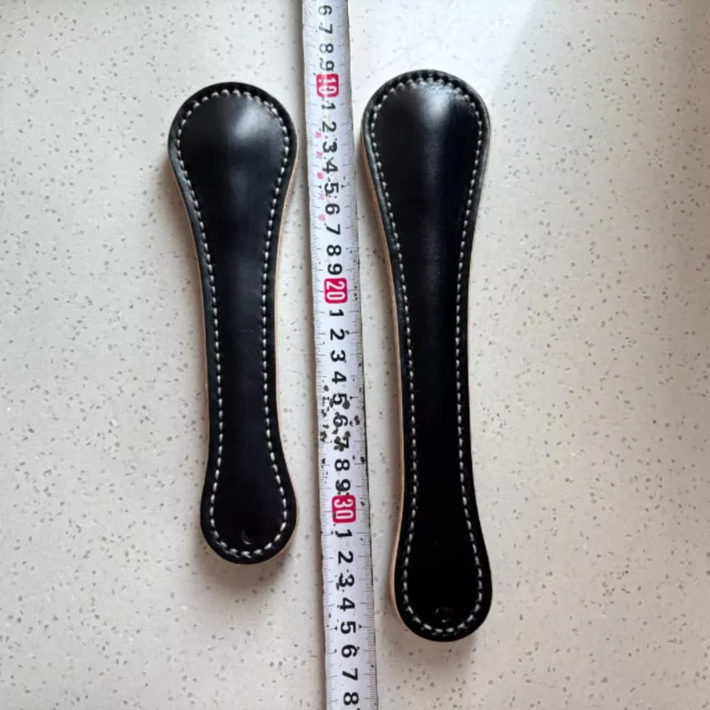 26cm Large Cowhide Leather Clapper Hand Sewn Fitness Exercise Slapper with Built-in Lead Block for Camping And Defence Training