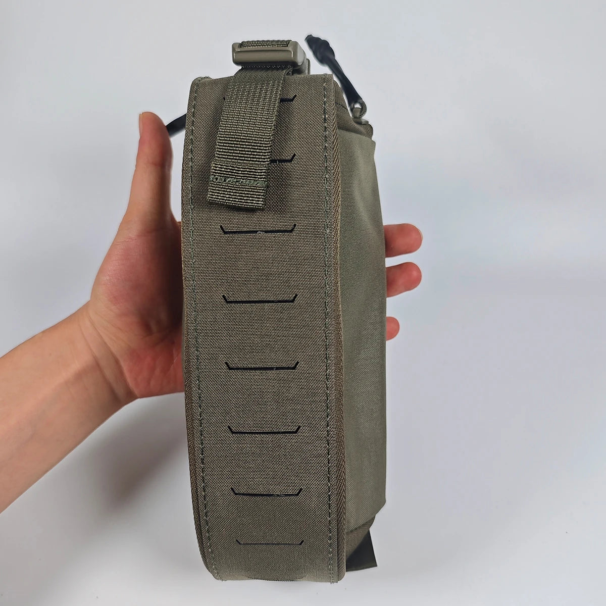 Tactical Quick-Release Vest Set Airsoft Adjustable Flame-Retardant Compact Vest with Magazine Pack Walkie-Talkie Bag for Hunting