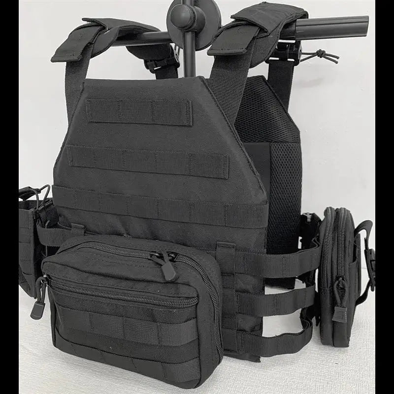 AQzxdc Outdoor Tactical Vest Ghost Cos Comic Exhibition Props Equipment Breathable JPC Multifunctional Vest for Wargame Cosplay