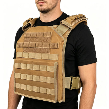 Widening and cushioning shoulder straps, quick release buckle at waist, MOLL system fabric, wear-resistant hunting vest