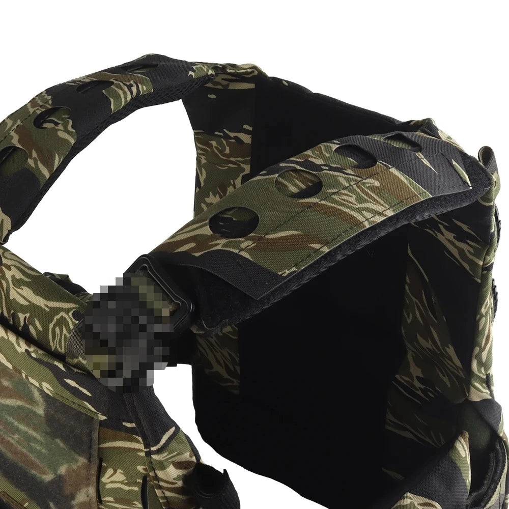 Tactical Vest Ferro Style Plate Carrier V5 FCPC Tiger Stripes with Side Pockets, Triple Magazine Pouch, Roll 1 IFAK Trauma Pouch