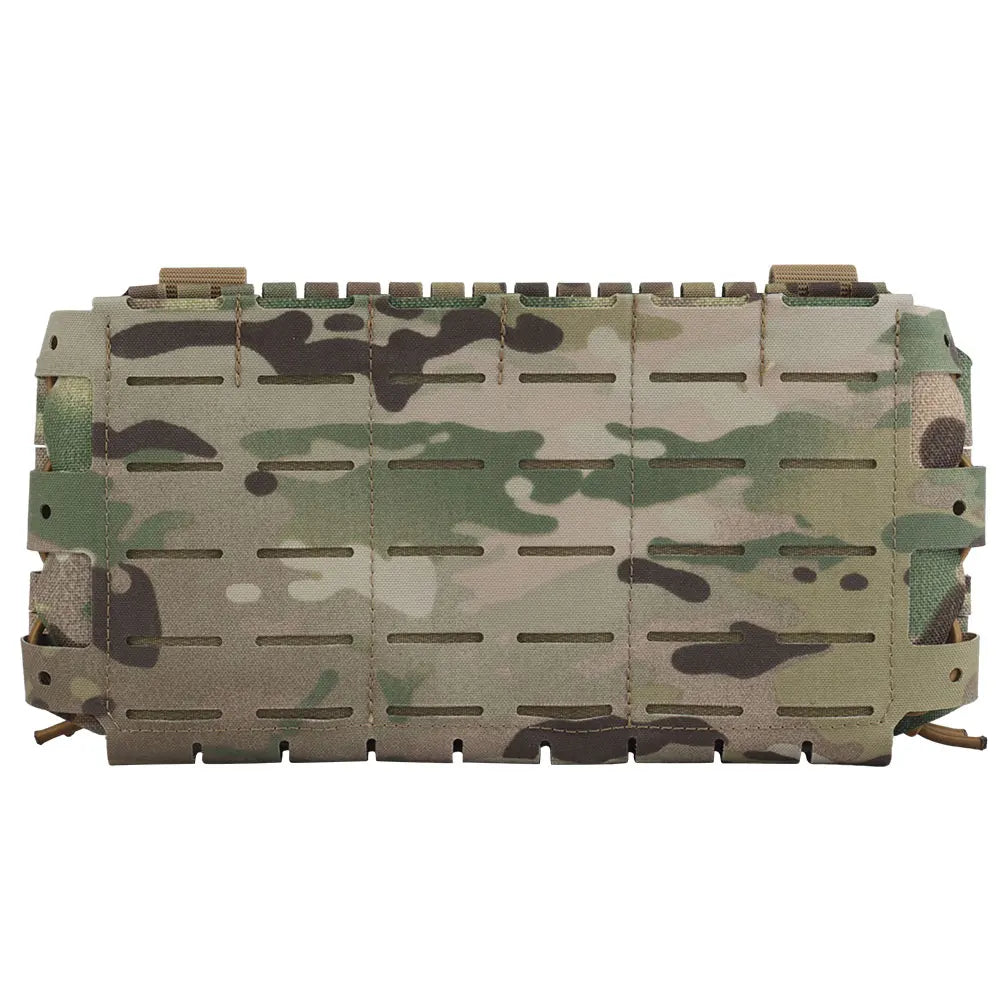 OPHIDIAN  The 5.56 triple magazine bag is equipped with molle expansion hooks on the front, side and bottom