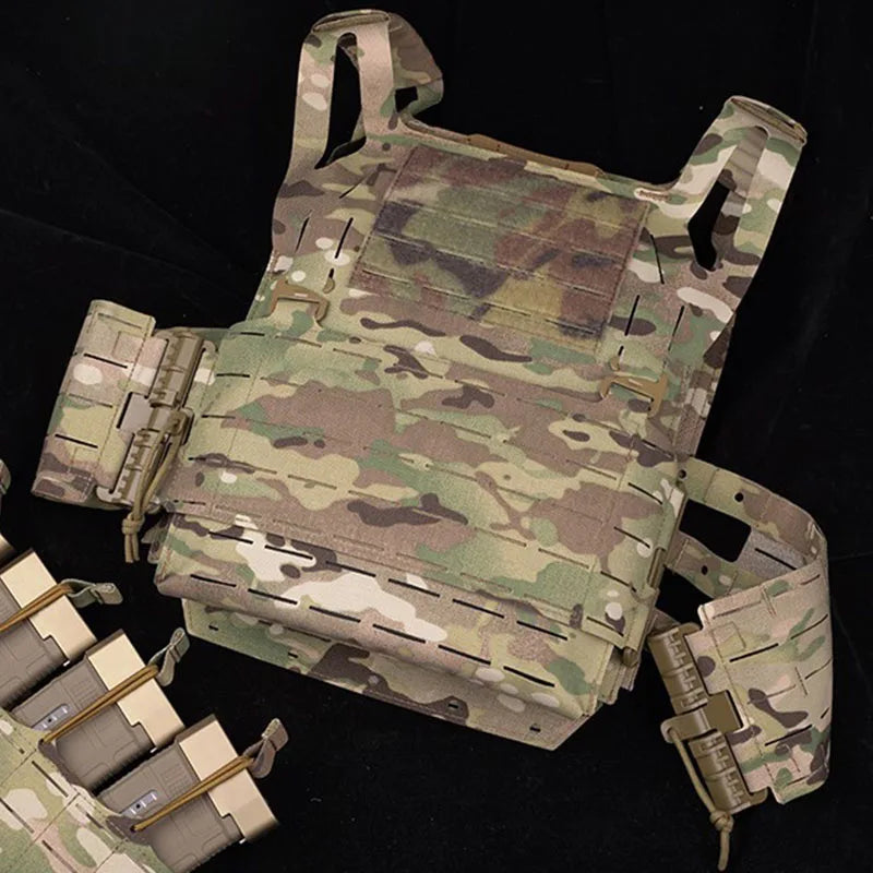 WOSPORT Tactical Vest Camouflage Knight Tactical Quick Release Vest Lightweight MOLLE System Comes With Laser Back Plate