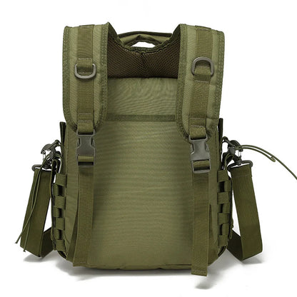 Tablet computer backpack, outdoor adventure tactical camouflage backpack, outdoor small waterproof backpack